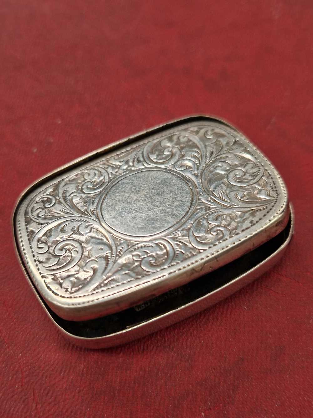 A 1901 Chester hallmarked vesta box by William Neale & Sons. - Image 2 of 3