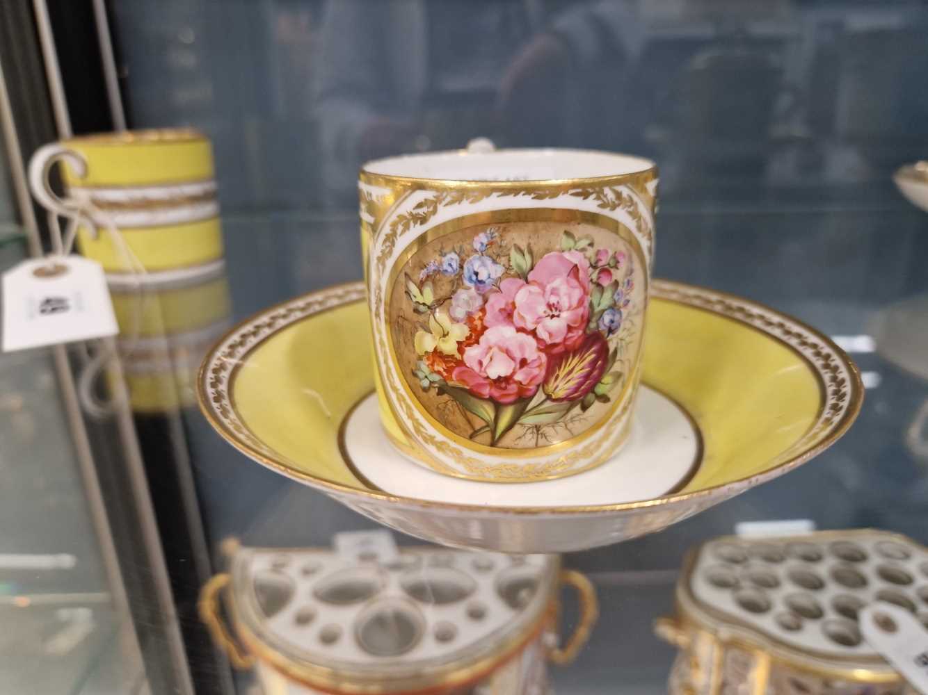 A Derby yellow ground coffee can and saucer, the former painted with a roundel of flowers, puce - Image 5 of 13