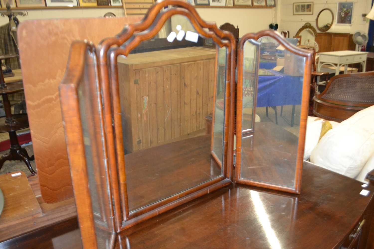 Three mirror top for a dressing table