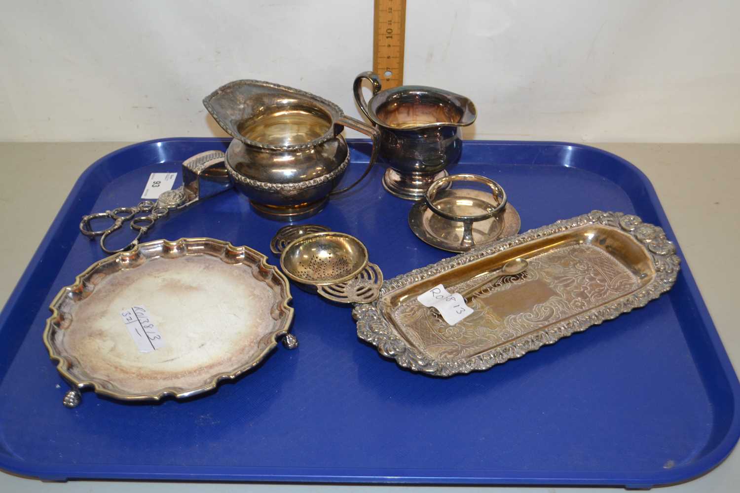 Tray containing a quantity of plated wares