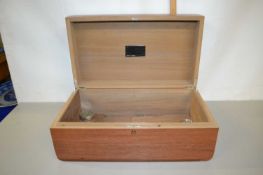 Wooden box humidifier