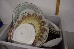 Mixed Lot: Various collectors plates, tea wares and other items
