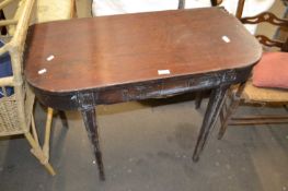 Mahogany table for restoration