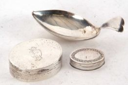 Mixed Lot: A George V silver caddy spoon with a lozenge shaped bowl and small heart shaped handle,