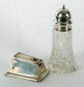 Mixed Lot: Edwardian silver mounted table cigar cutter, Birmingham 1906, makers mark for Levi &