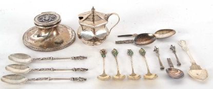 Mixed Lot: An Edwardian capstan ink well, the hinged lid inlaid with silver pique work with a Neo-