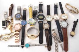 Mixed Lot: Various gents and ladies wristwatches, makers include Citron, Timex and Limit