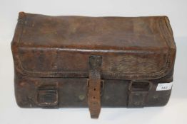 A small vintage leather case together with a further leather cased travelling mirror (2)