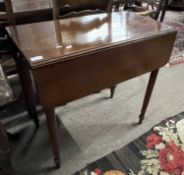 A Victorian mahogany Pembroke table on turned legs, 74cm wide (Item 18 on vendor list)