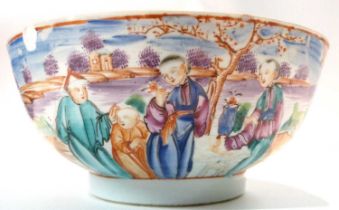 An 18th Century Chinese export porcelain bowl with polychrome decoration of Chinese figures, circa