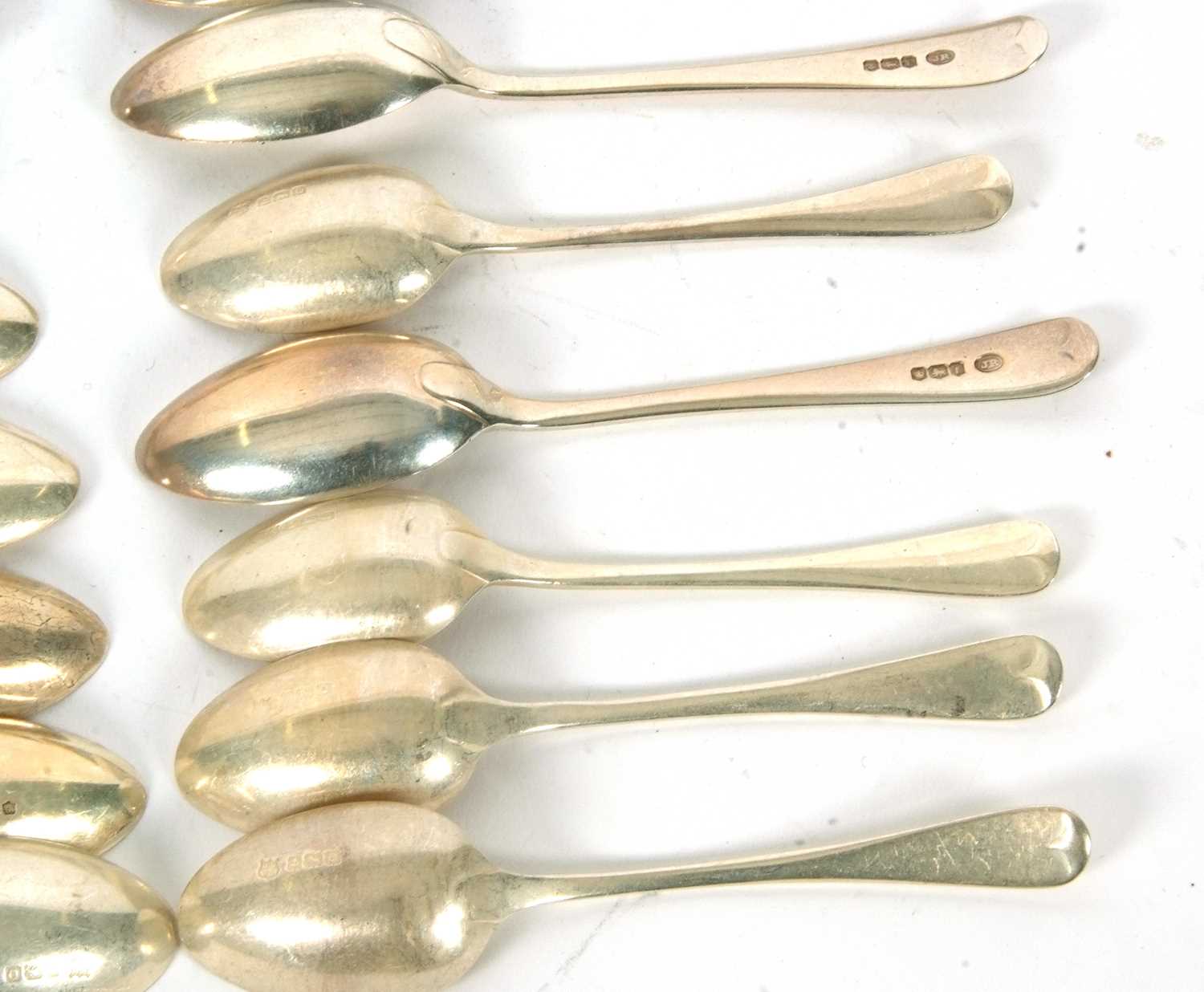 Mixed Lot: Silver teaspoons including a set of six Old English pattern examples, Sheffield 1923, - Image 4 of 4