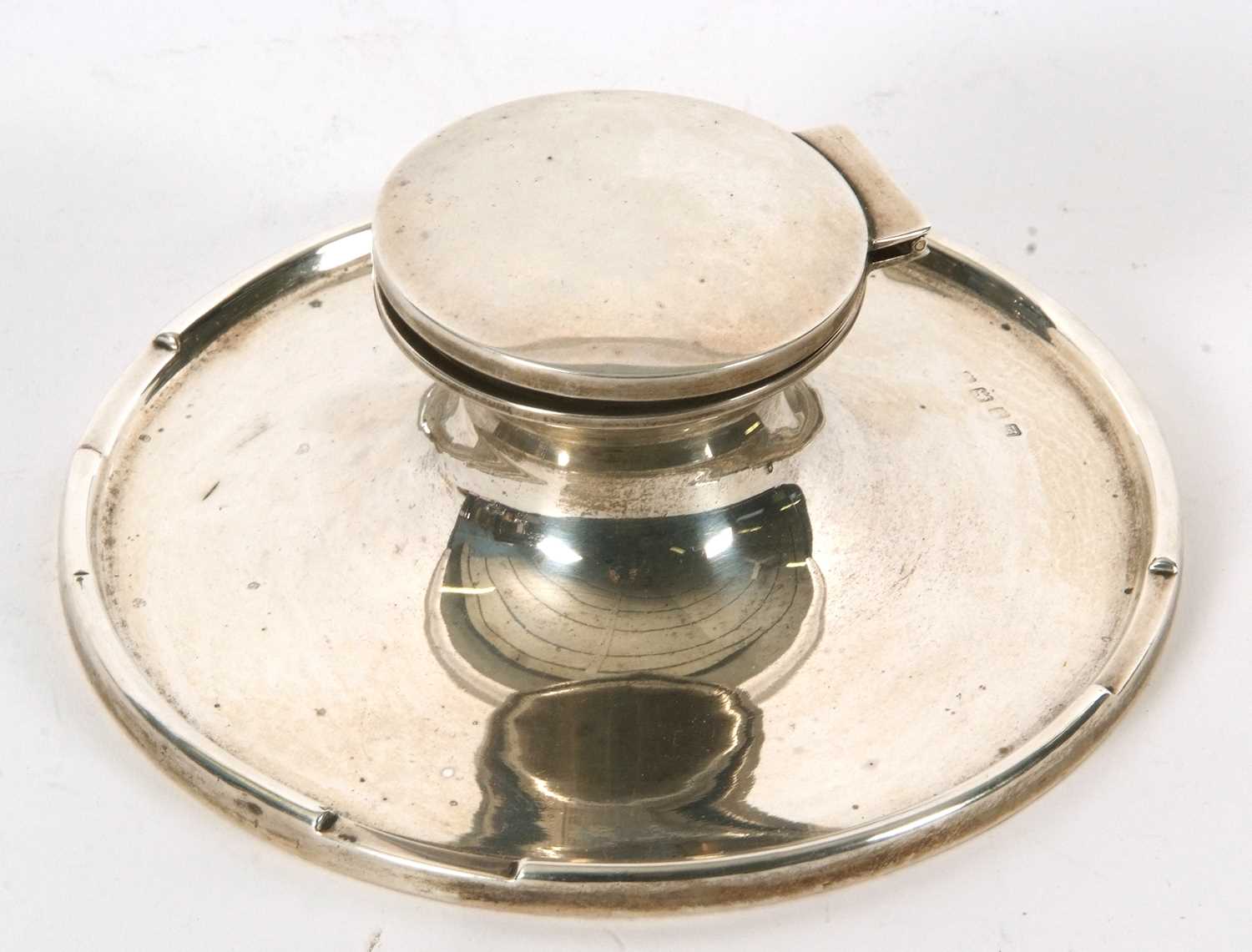 A George V large silver capstan ink well of typical plain form, the loaded base with a stepped - Image 2 of 3