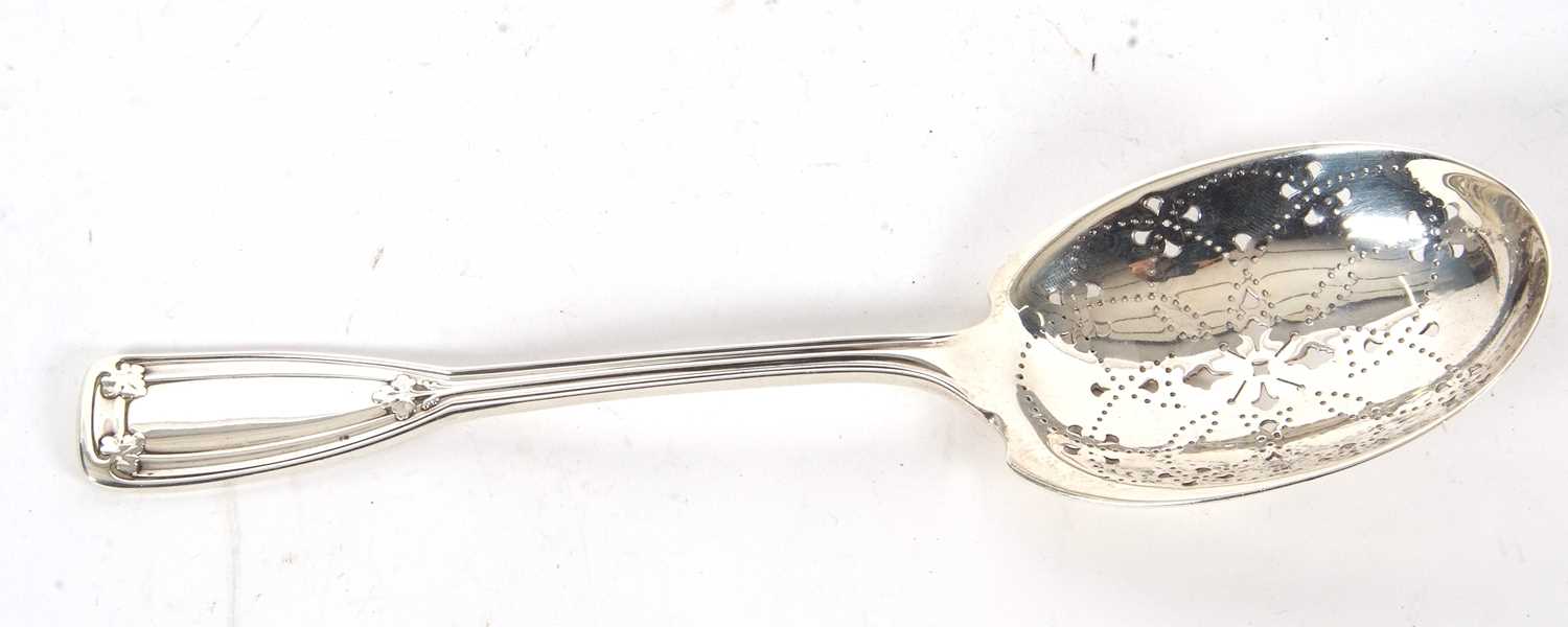 A Tiffany & Co sterling St Dunstan pattern vegetable/pea server, patent 1909, 23cm long, 122gms