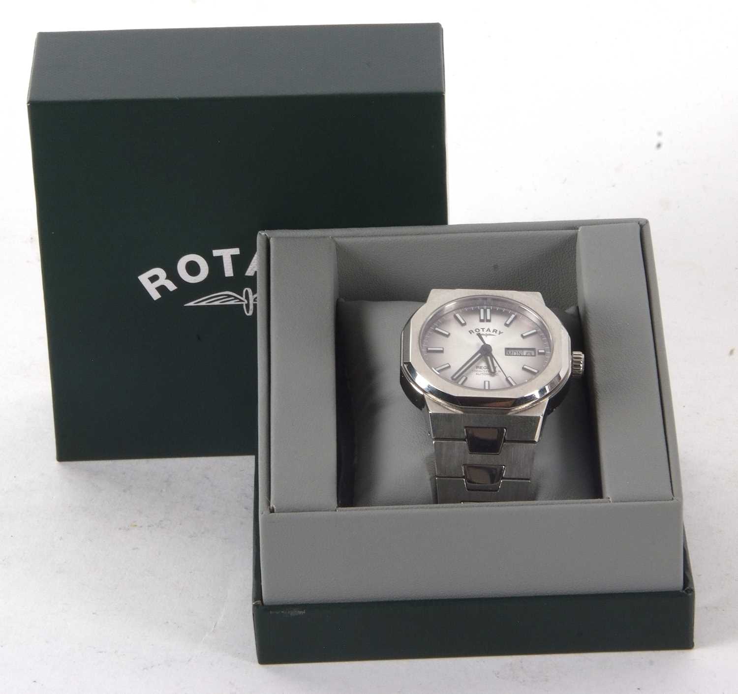 A Rotary Regent automatic gents wristwatch, it has a stainless steel case and bracelet, reference - Image 2 of 5