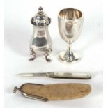 Mixed Lot: George V silver pepper Birmingham 1926, makers mark for William Suckling Ltd, a small