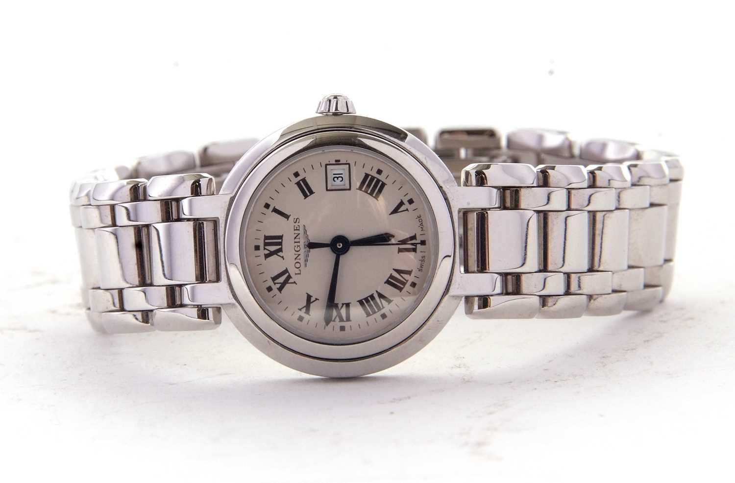 A Longines Prima Lima ladies wristwatch, the watch has a quartz movement, stainless steel case and