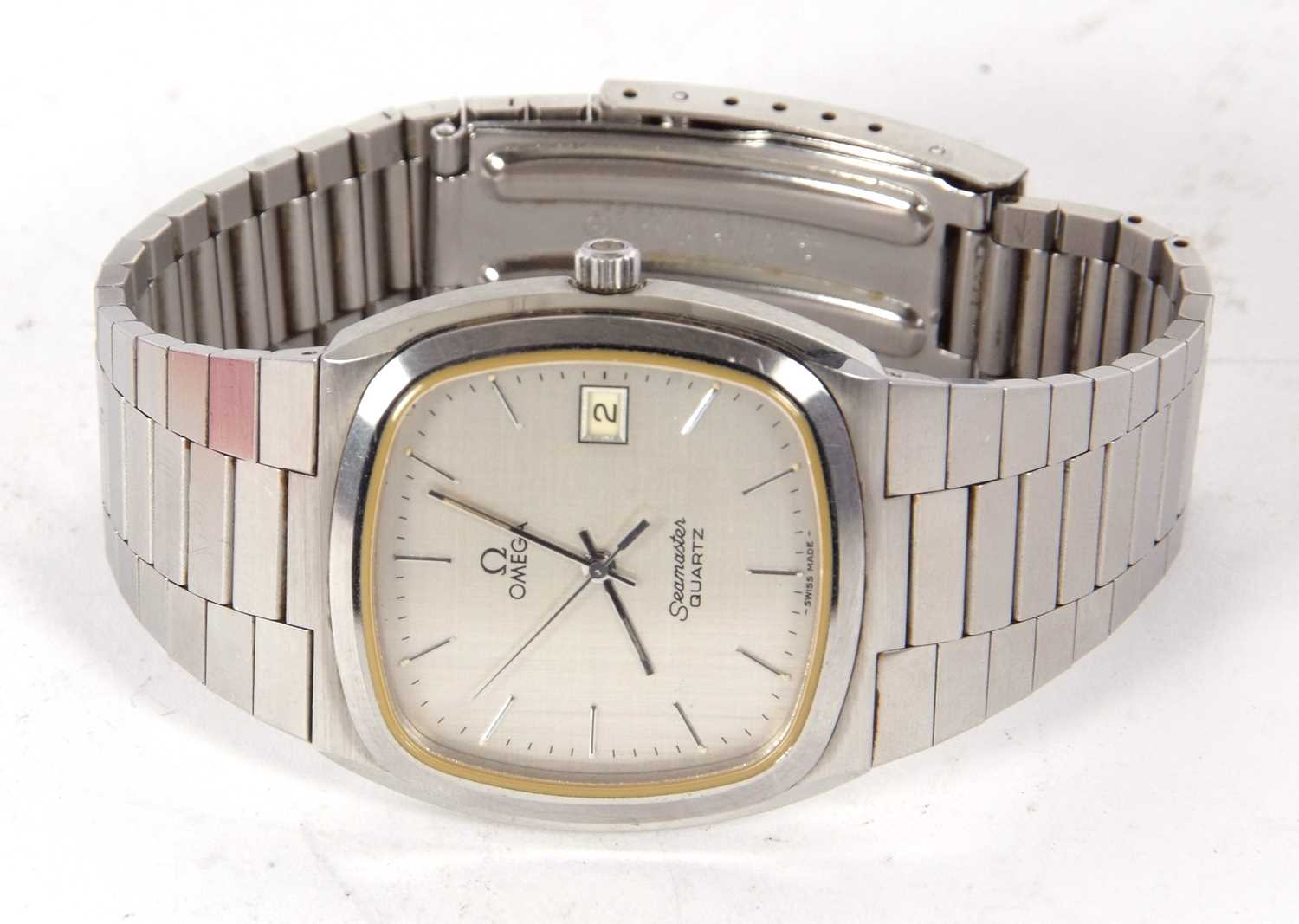 An Omega Seamaster quartz gents wristwatch, reference ST3960890, the serial number dates the watch - Image 2 of 4