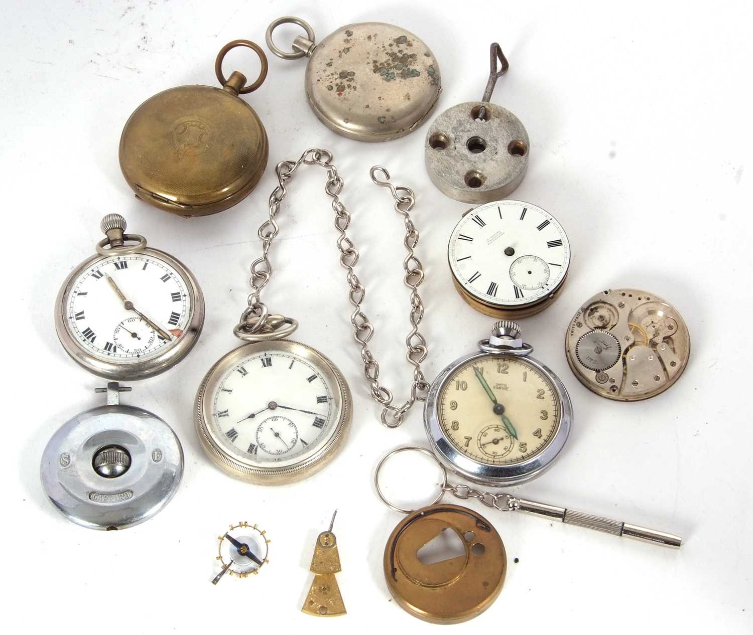 A mixed lot of various pocket watches to include Smiths Empire and pocket watch movements