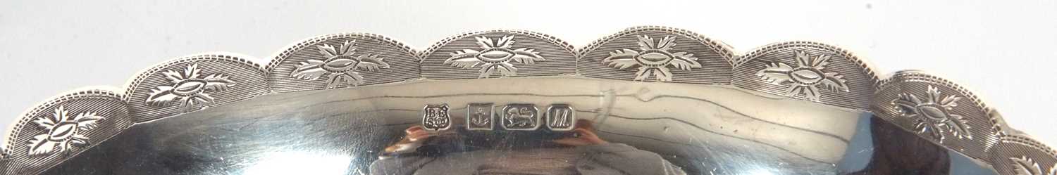 An Elizabeth II silver small pedestal dish of oval form having a shaped border, chased and - Image 4 of 4