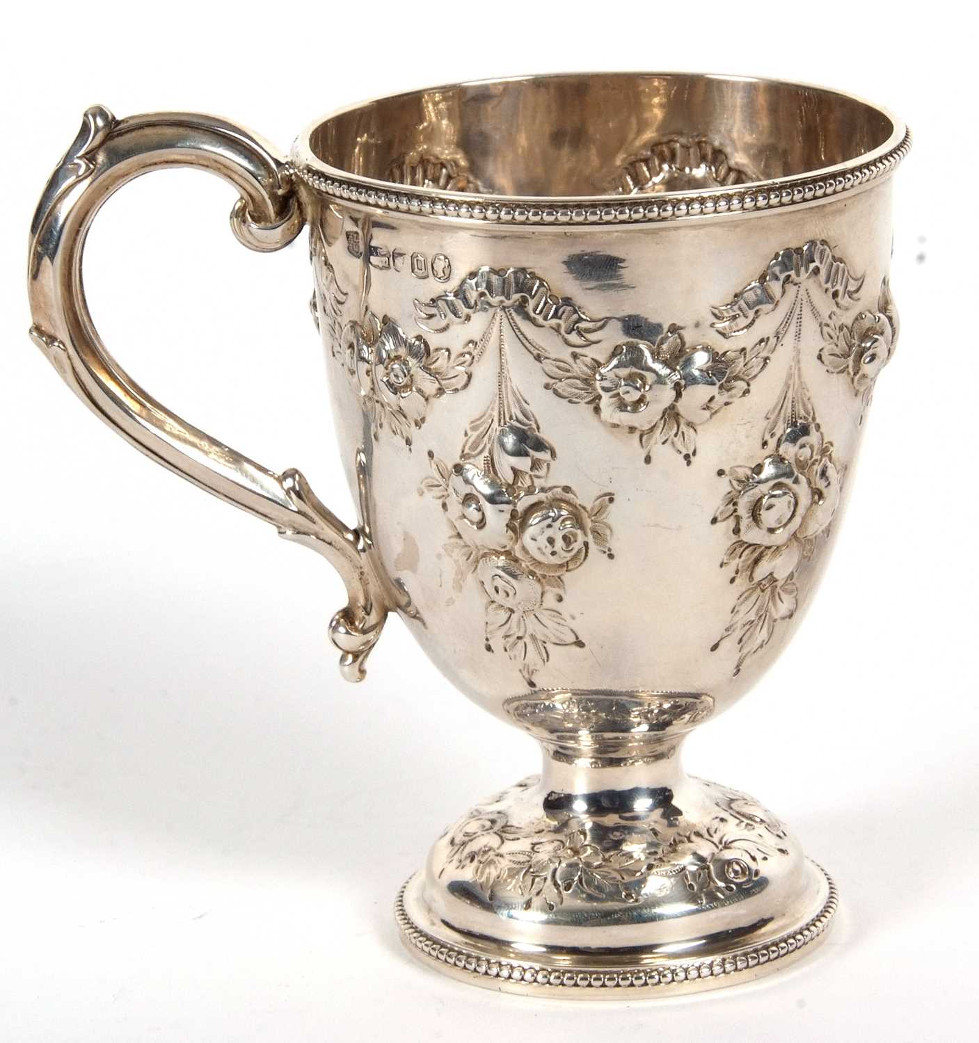 A Victorian silver mug of trophy shape having a capped scroll handle, beaded rim and foot with - Image 2 of 4