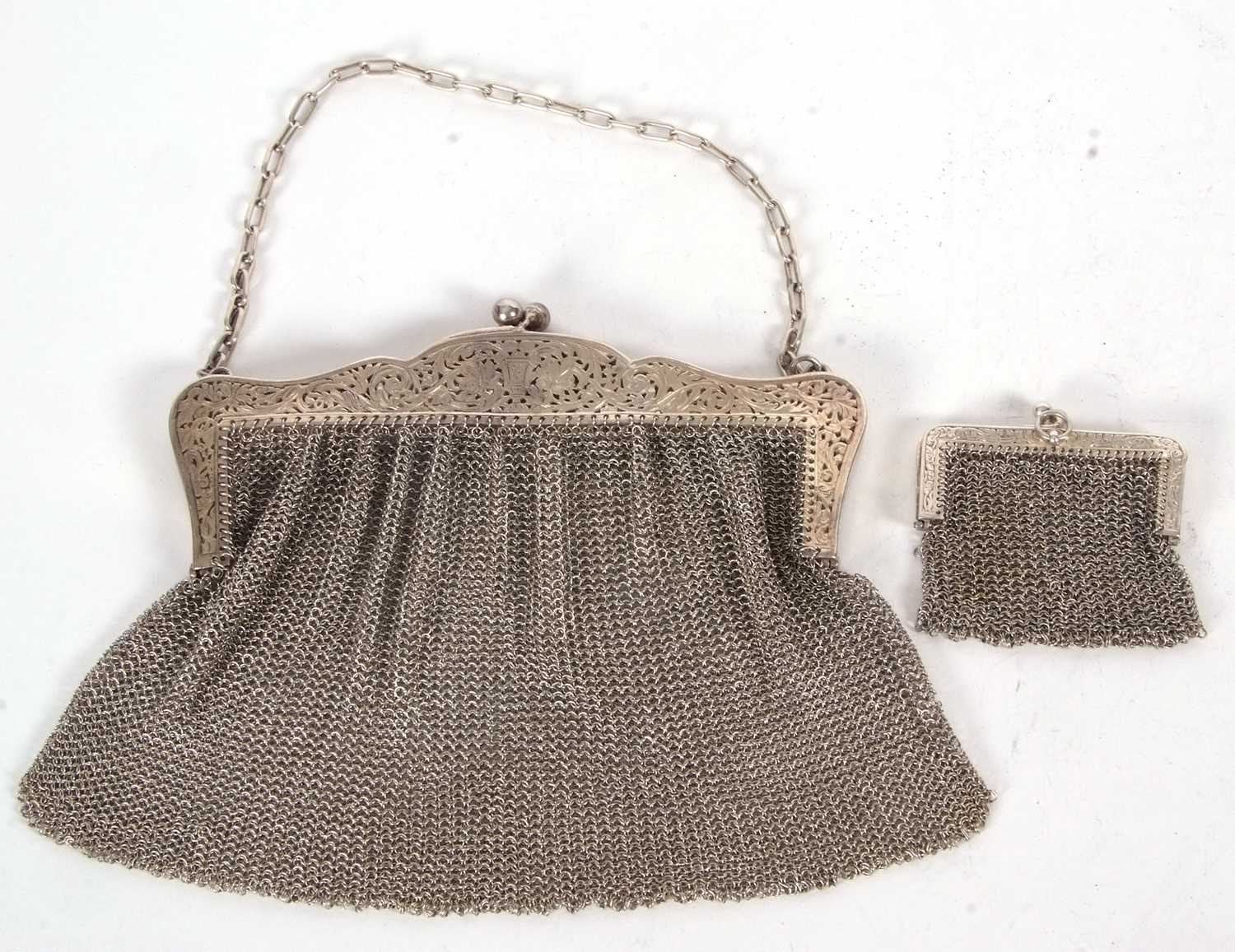 Mixed Lot: White metal ladies vintage mesh work evening bag with a floral pierced hinged frame and - Image 3 of 3