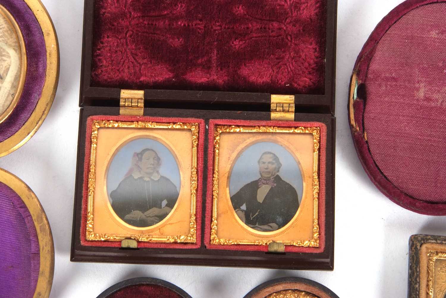 Mixed Lot: Vintage Daguerreotope photographs etc to include a vulcanite case double Daguerreotope of - Image 6 of 10