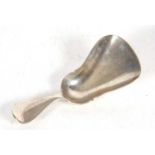 An antique Dutch silver caddy spoon of plain form having a cello shaped bowl, circa 1885, 9cm long