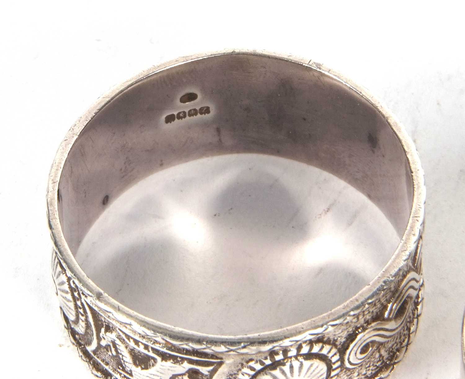 Motoring Interest - An Art Deco ladies silver compact of plain circular form, the hinged lid applied - Image 3 of 7