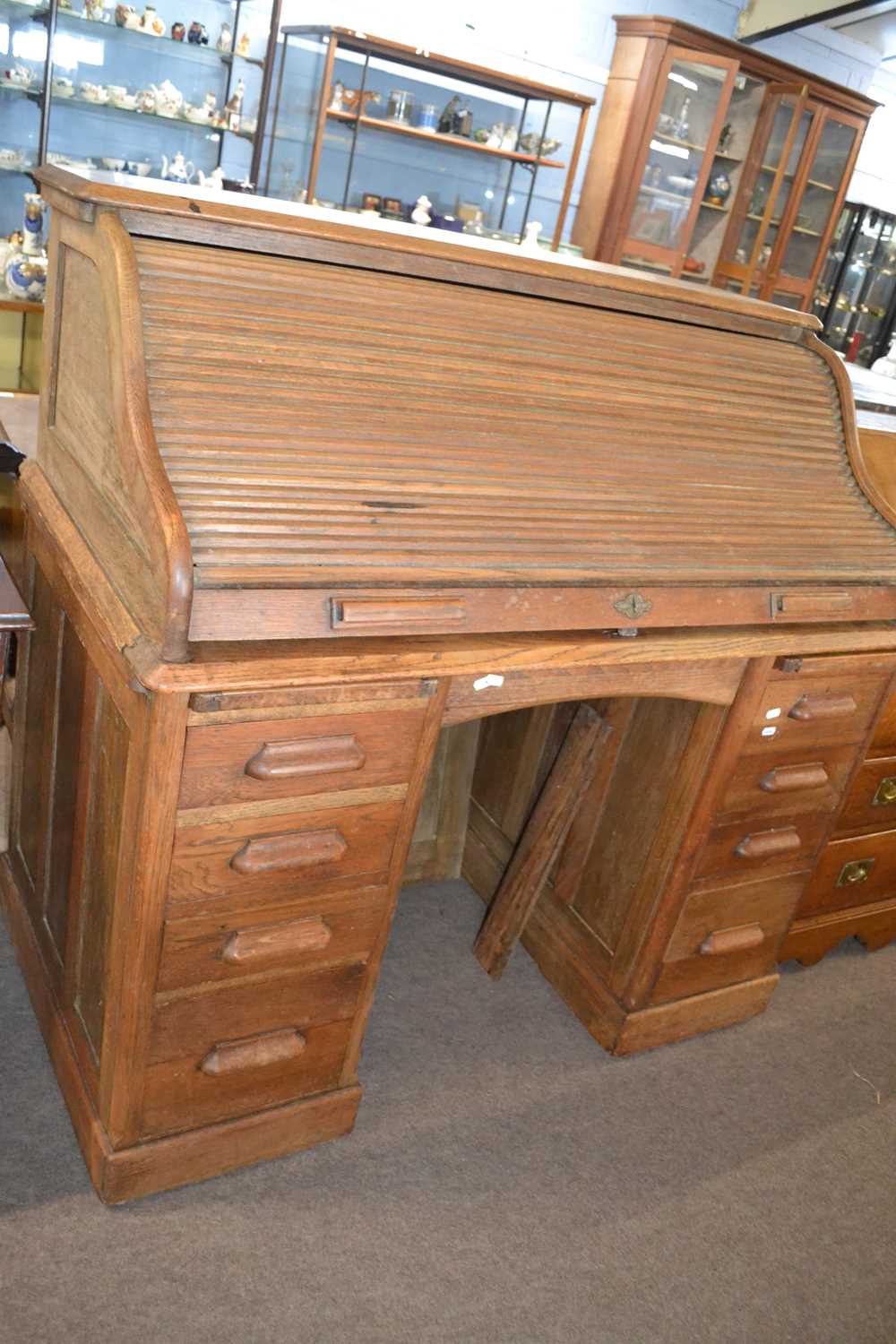 Early 20th Century Lebus roll top oak twin pedestal desk, 120cm wide - Image 2 of 2