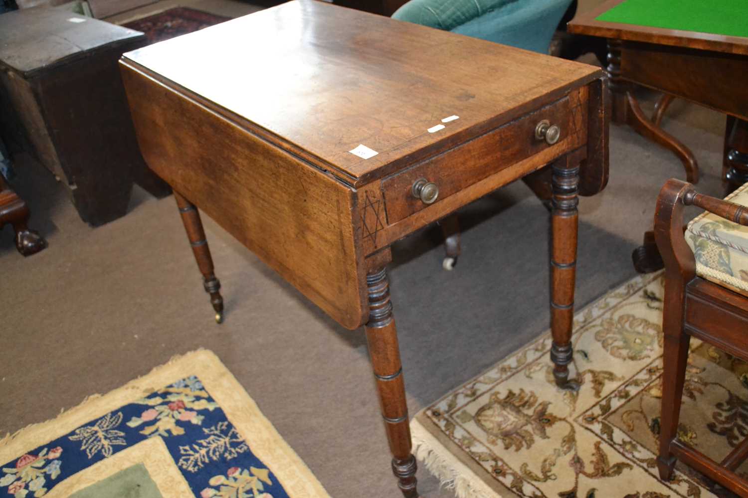 late Georgian mahogany Pembroke table with end drawer and turned legs, 91cm wide