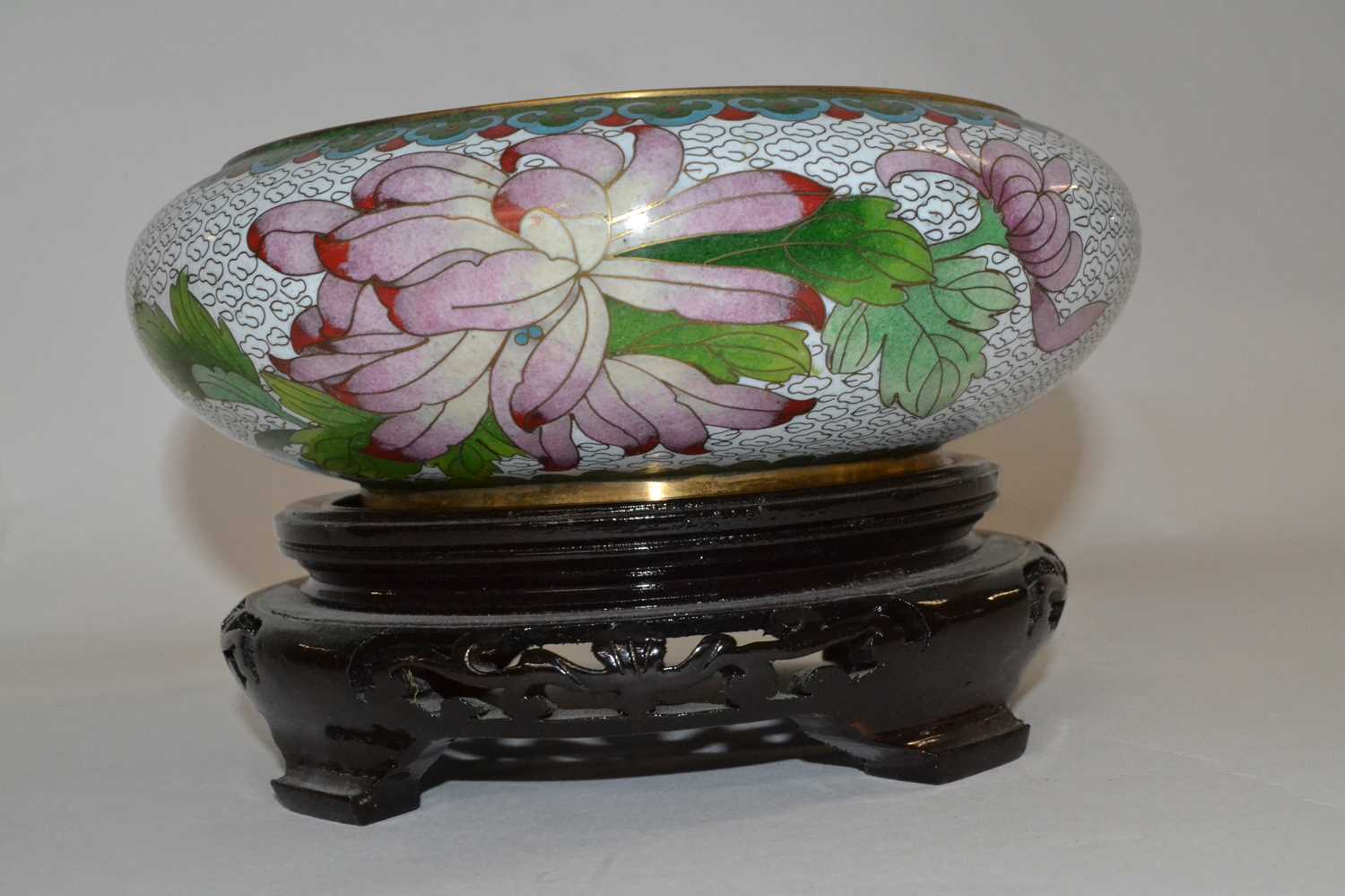 A modern Cloisonne bowl and stand, the bowl decorated with a floral design, 18cm high - Image 2 of 4