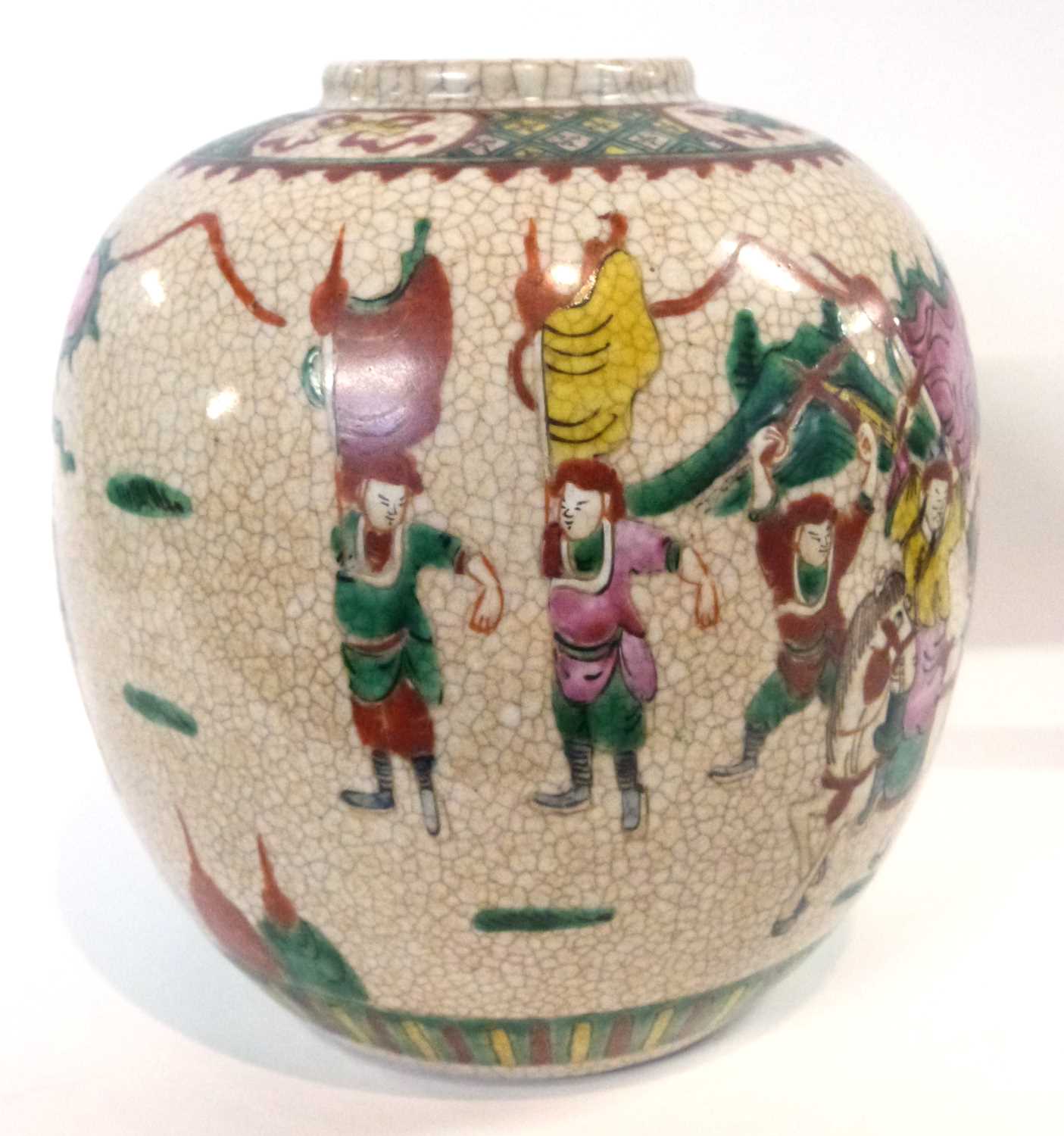 A large Chinese crackle ware jar with famille vert decoration, four character mark to base in - Image 4 of 5