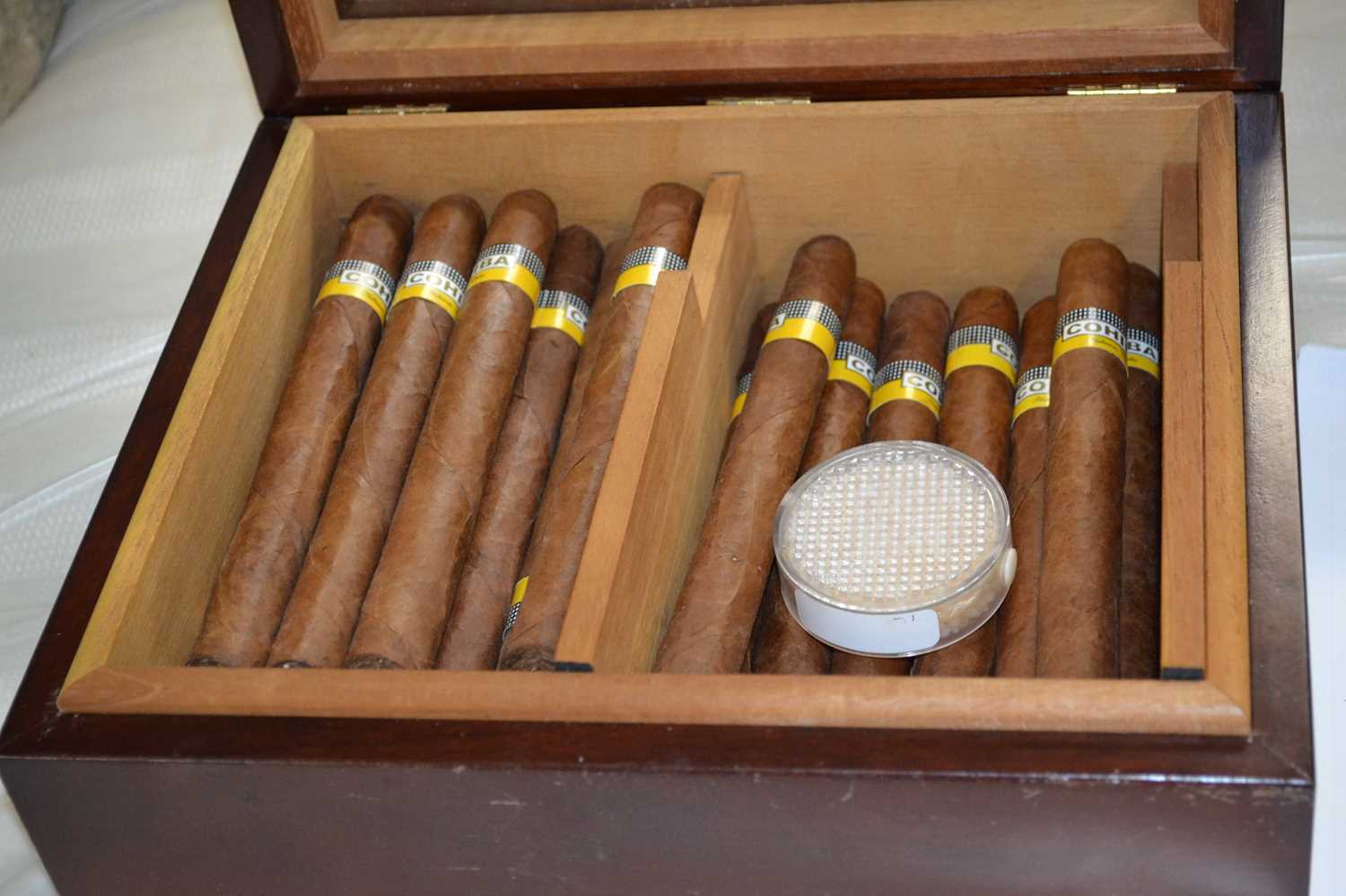 Mixed Lot: A small cabinet containing 22 Cohiba cigars together with a further small humidor cigar - Image 2 of 2