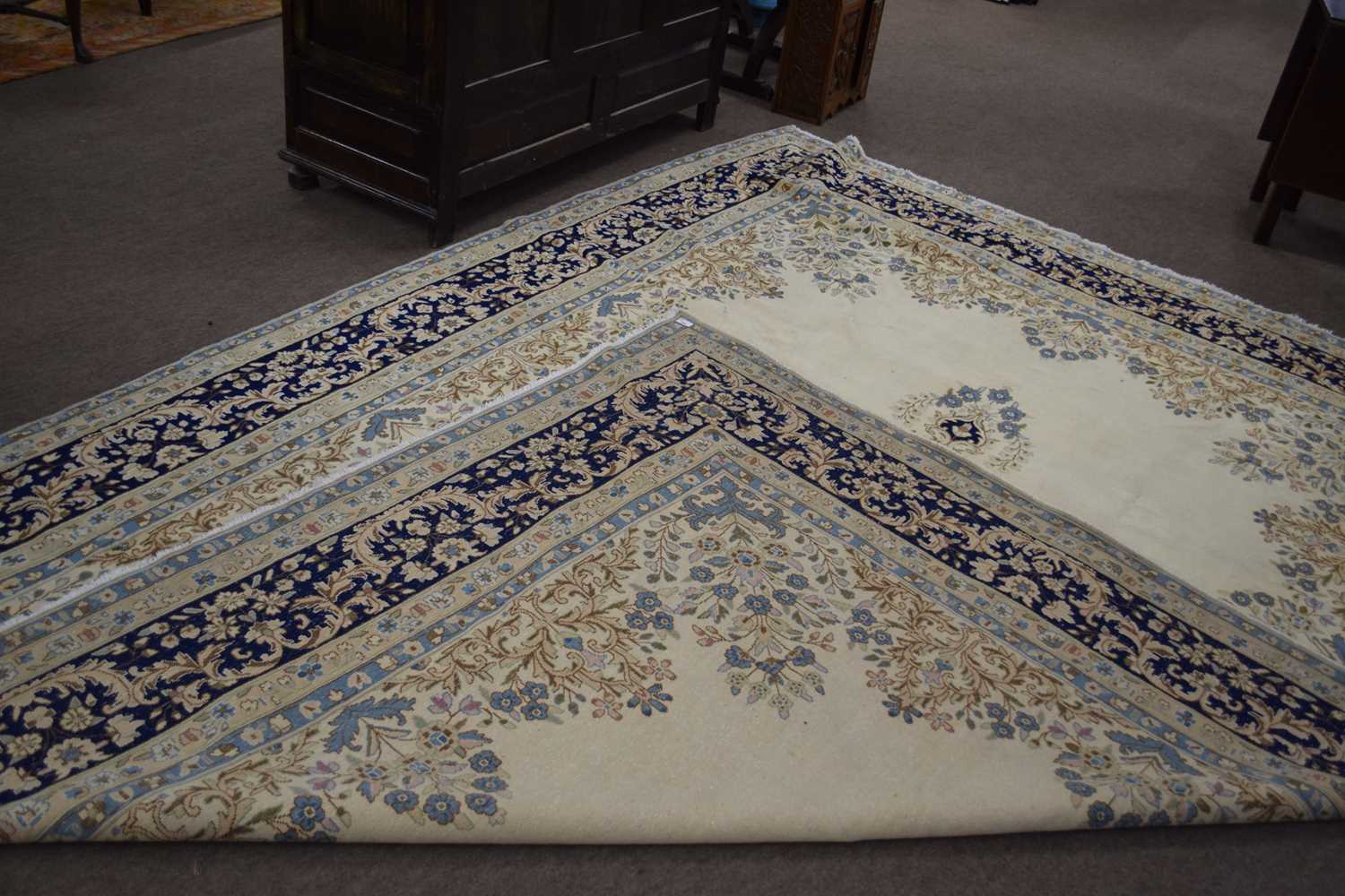 A modern Kirman beige wool floor rug with geometric and floral border, 3.58 x 2.70 metres - Image 3 of 3