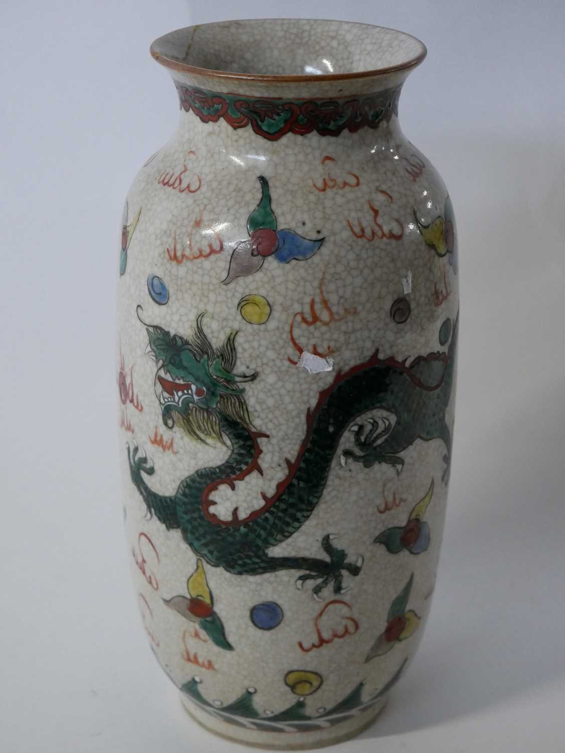 Chinese crackle ware vase with polychrome decoration of opposing dragons in famille vert and famille - Image 25 of 36