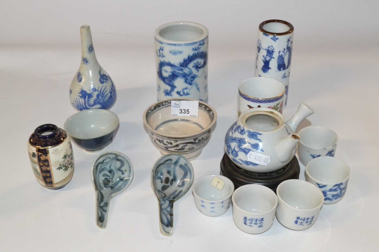 A group of Chinese porcelain wares, late 19th or early 20th Century, all with typical blue and white