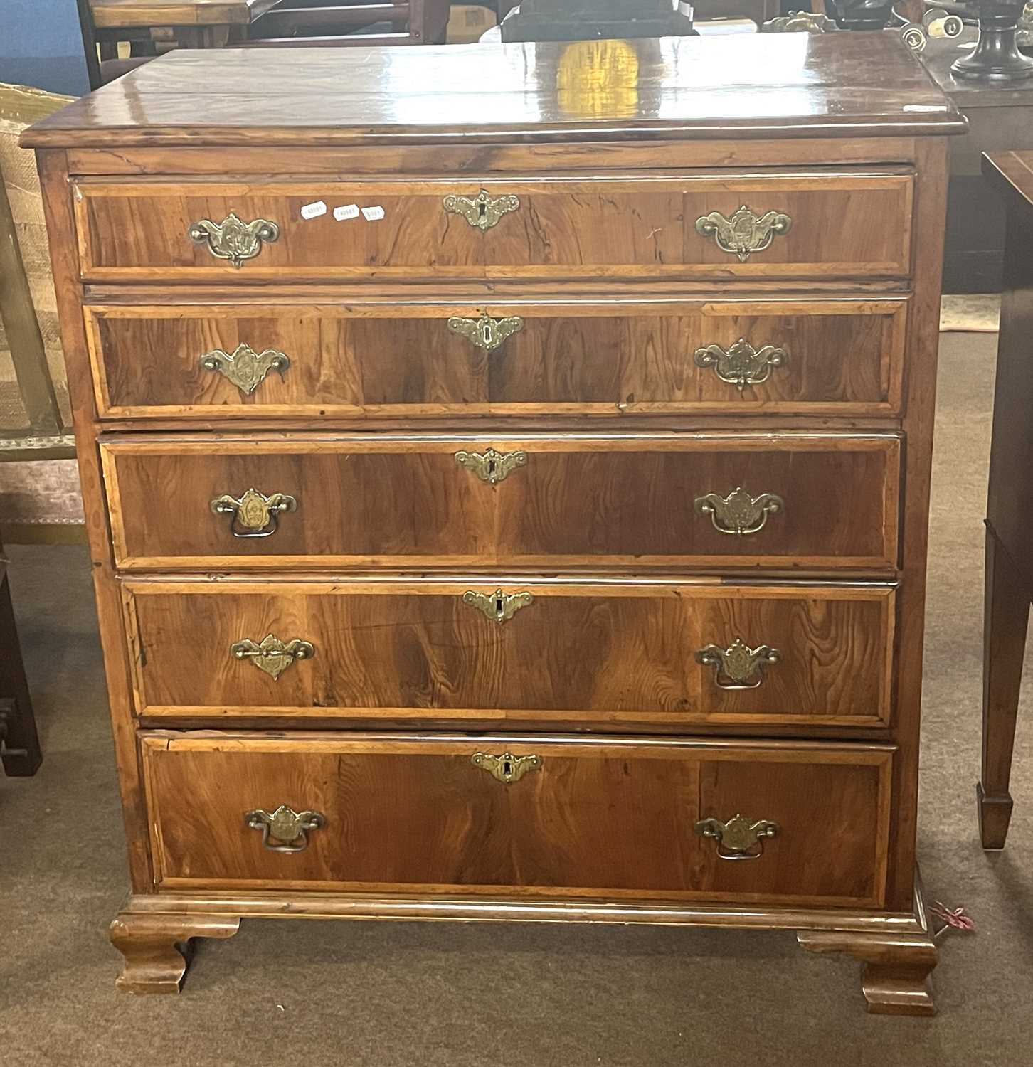 An unusual Georgian yew secretaire chest with fitted secretaire drawer with drop down front - Image 5 of 6