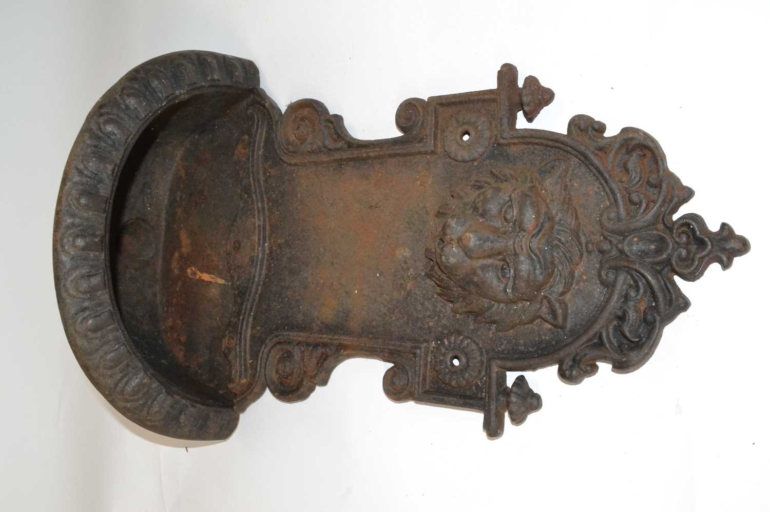 Small cast iron wall mounted water fountain with lion mask decoration, approx 60cm high - Image 2 of 2