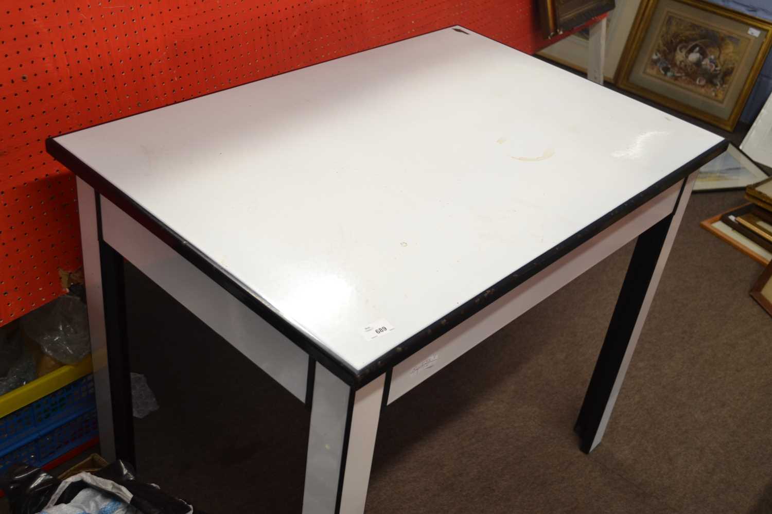 Vintage enamel dentists table - 91 cm wide