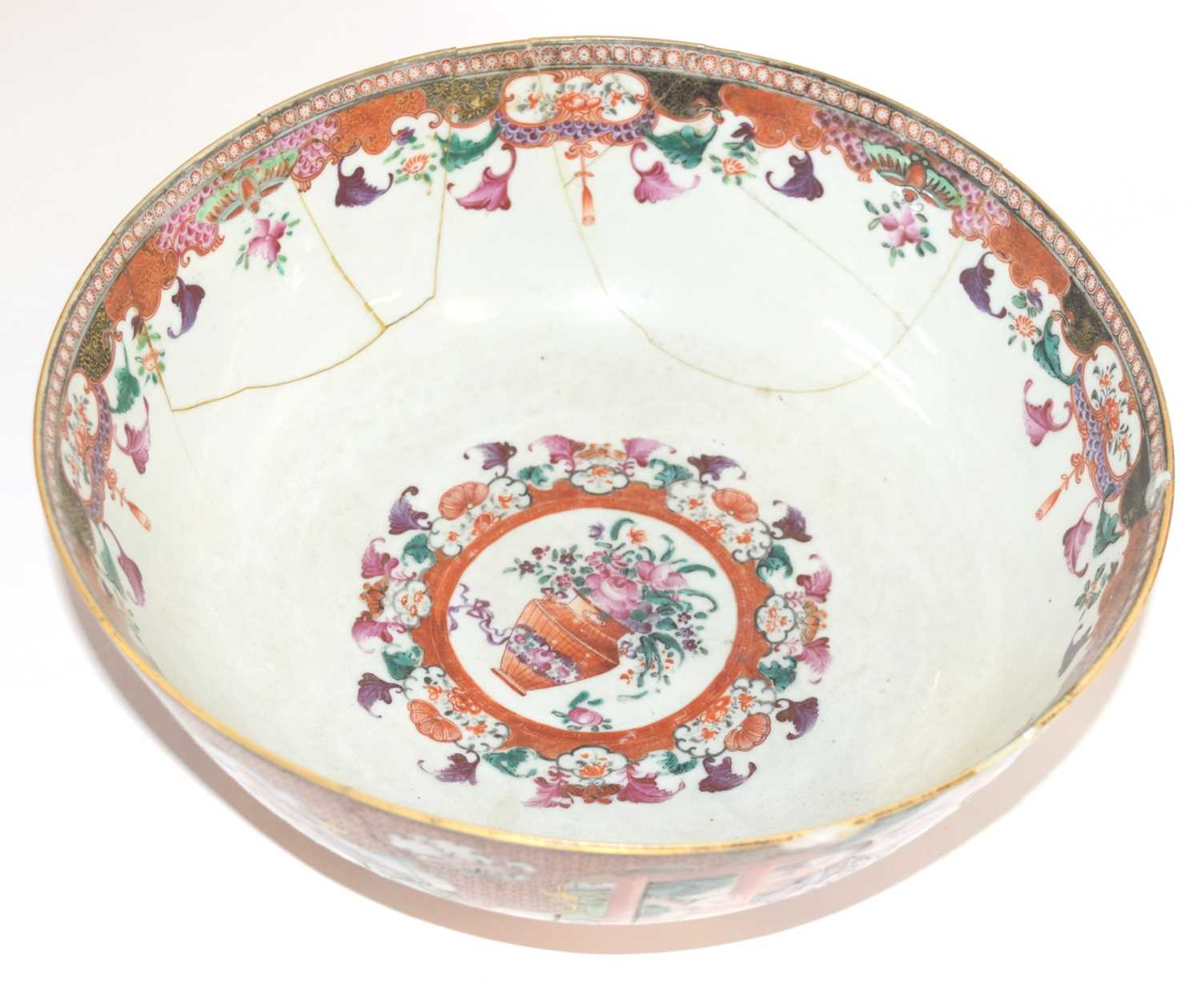 A large Chinese porcelain punch bowl, 18th Century, decorated with Chinese figures (a/f). 27cm - Image 2 of 3