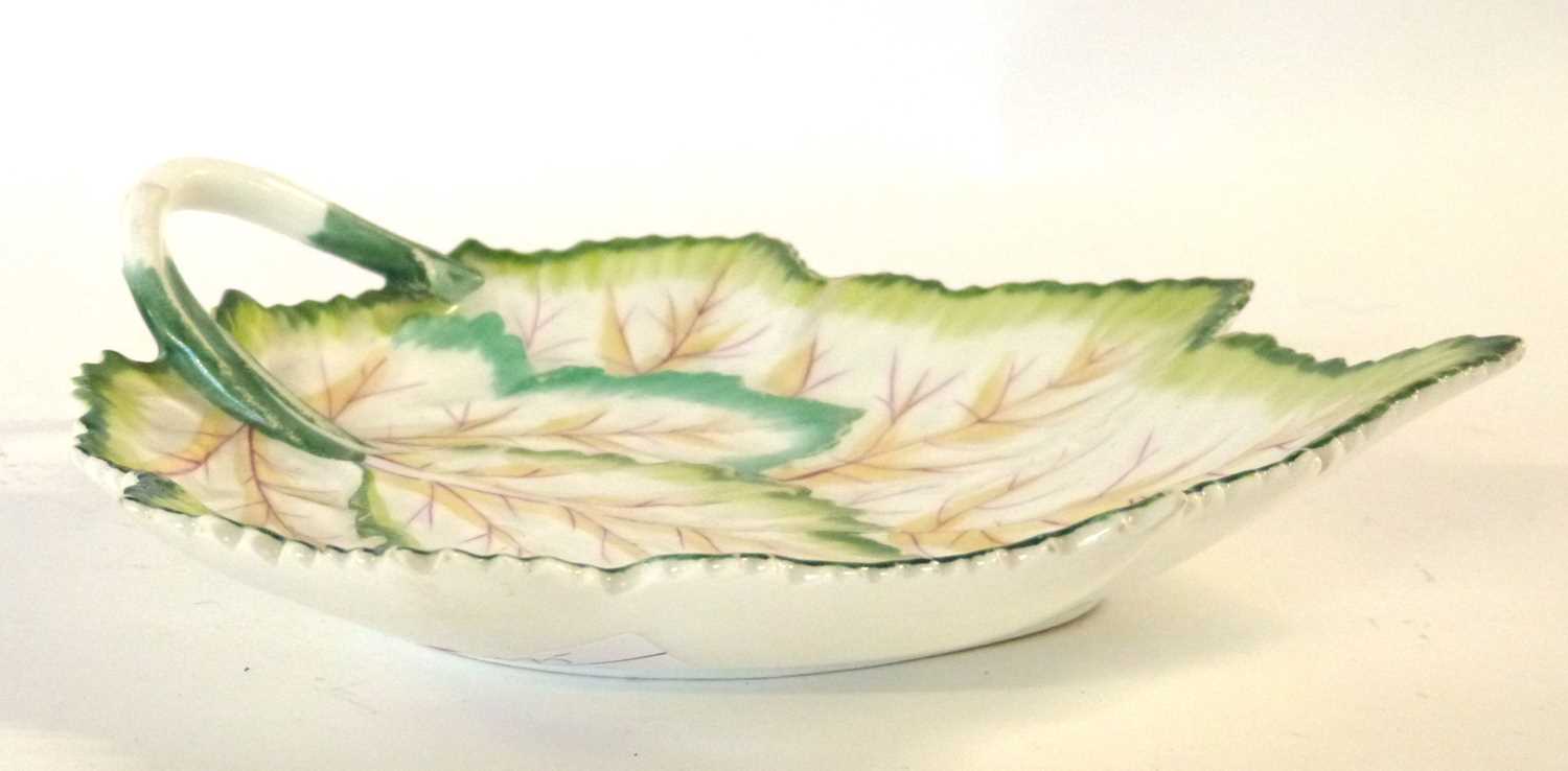 A continental porcelain leaf dish decorated in Chelsea style with red anchor mark to base - Image 4 of 5