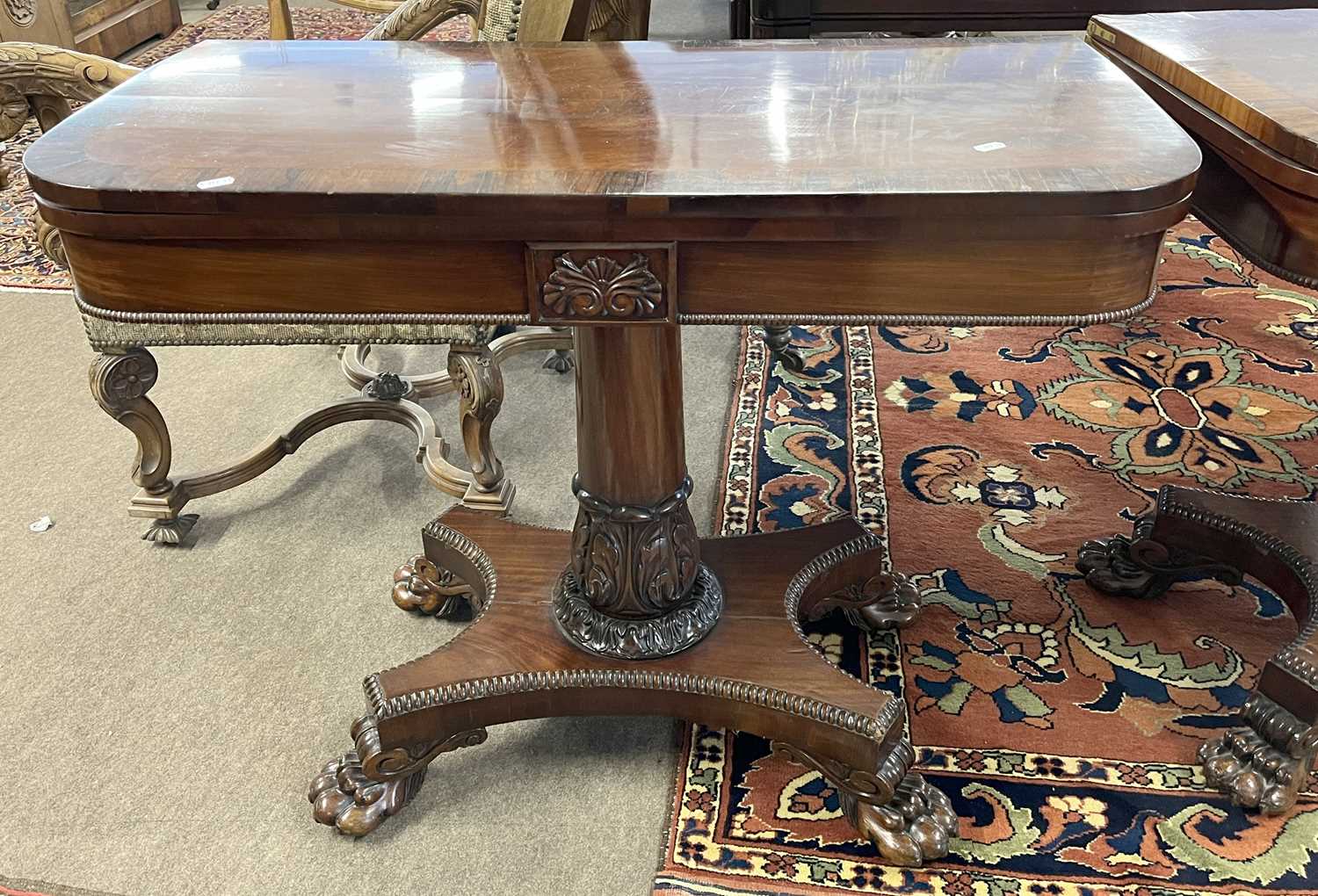 Pair of Regency mahogany and rosewood cross banded card tables of D shaped form with baize lined - Bild 2 aus 7