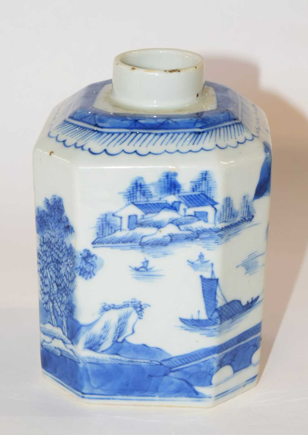 19th century Chinese Porcelain Octagonal Jar