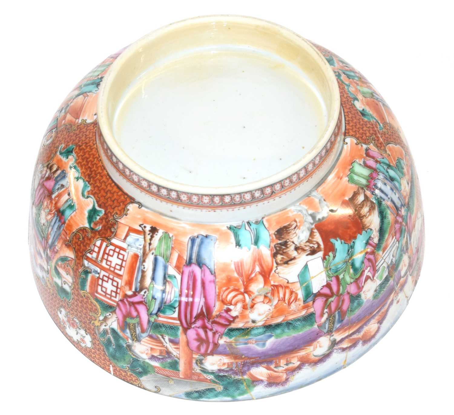 A large Chinese porcelain punch bowl, 18th Century, decorated with Chinese figures (a/f). 27cm - Image 3 of 3