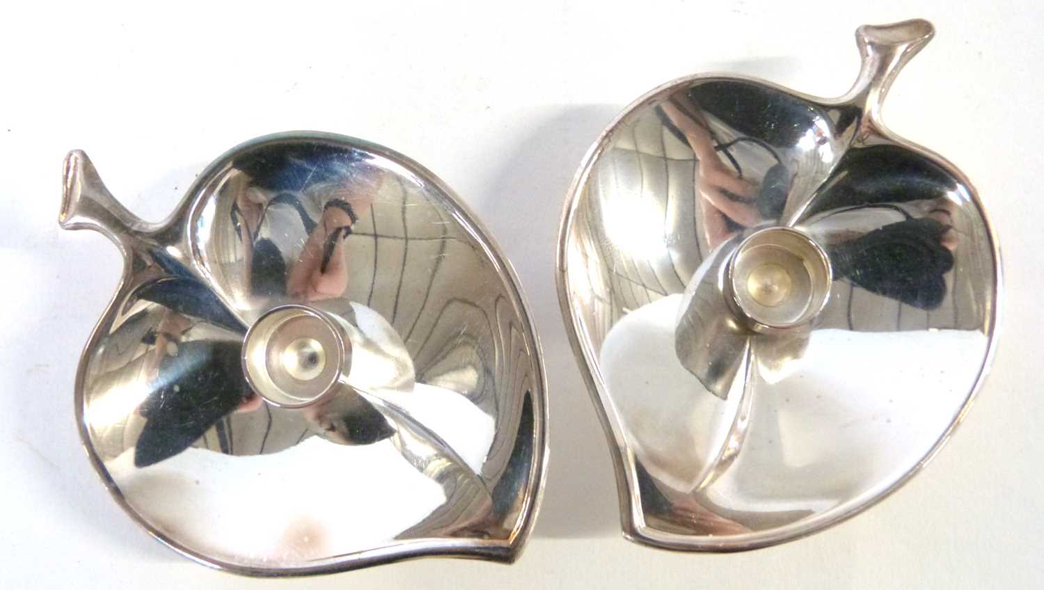 Pair of Modernist taper-holders by Danish Silversmith Einar Dragsted - Image 3 of 6