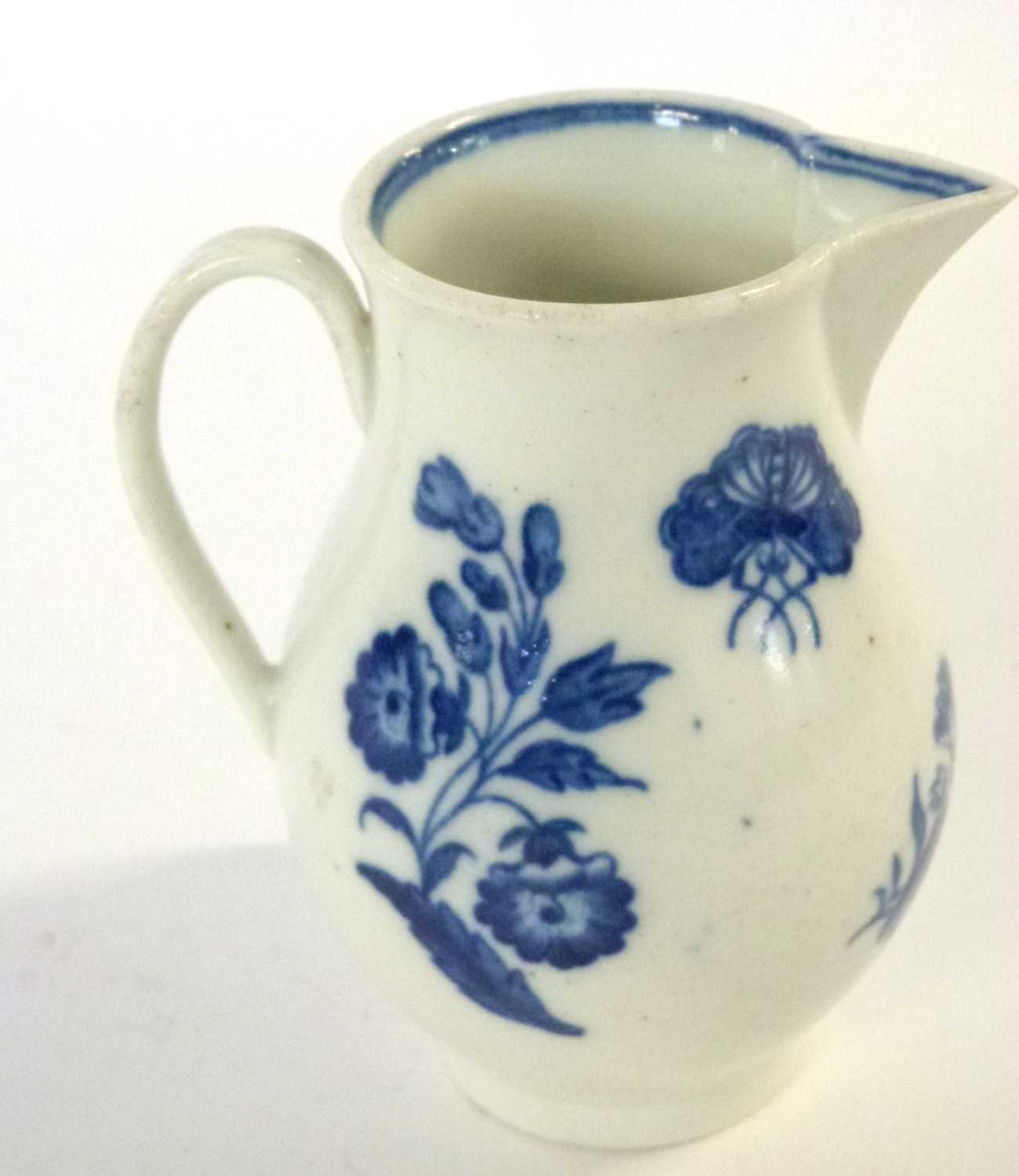 An 18th Century Worcester porcelain sparrow beak jug with printed blue and white decoration - Image 3 of 4