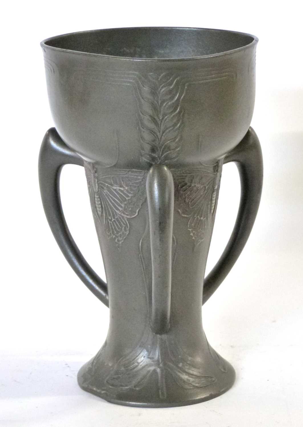 A German Jugendstil three handled pewter vase c1900 by the Kayserzinn Factory. Designer Hugo - Image 2 of 6