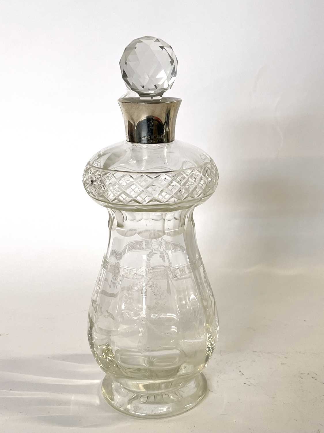 A thistle shaped whisky decanter, silver neck, Birmingham 1922, attractive acid etched decoration - Image 5 of 5