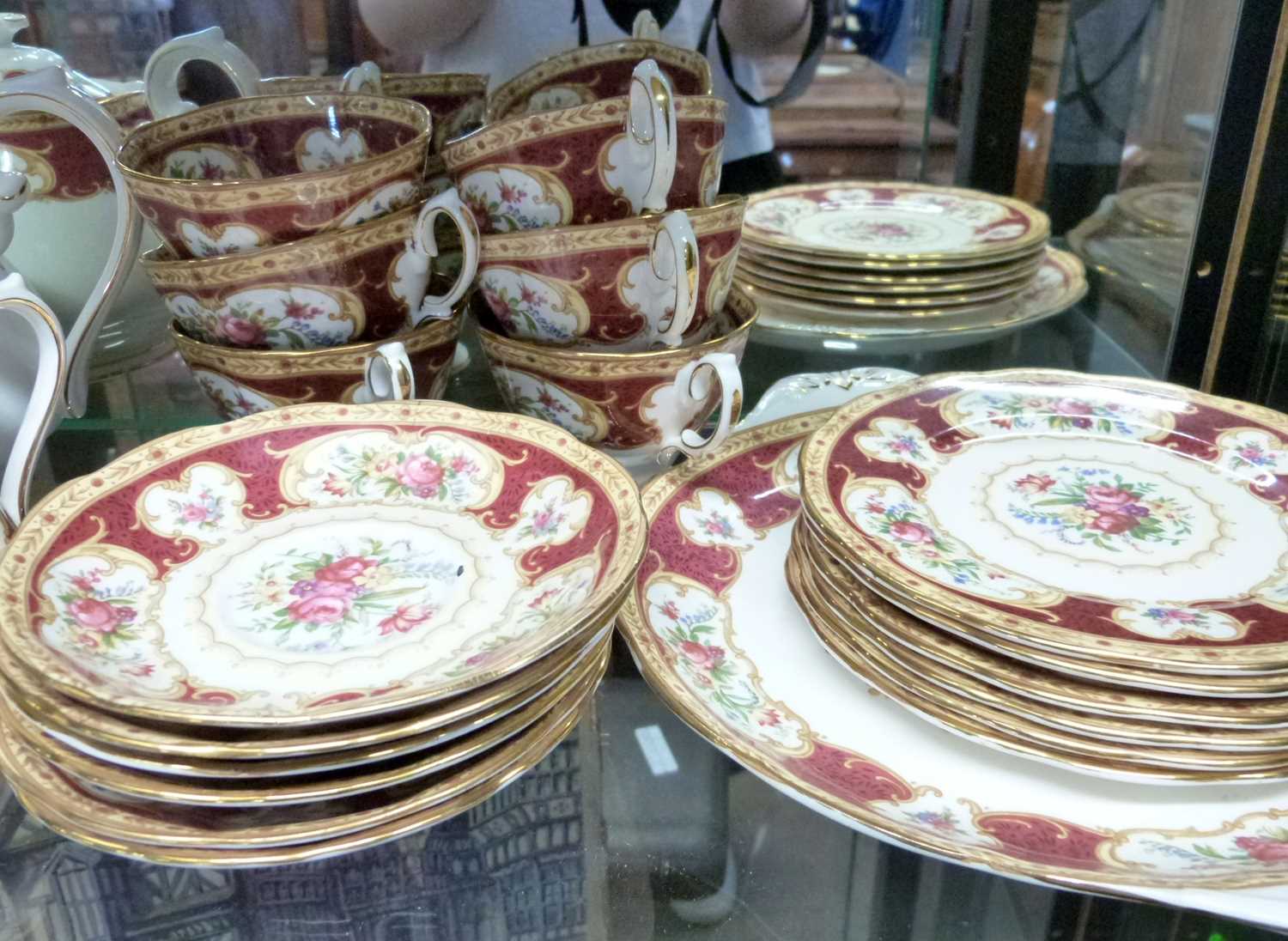 A Royal Albert tea set in the Lady Hamilton pattern comprising teapot, milk jug, sucrier and - Image 3 of 4