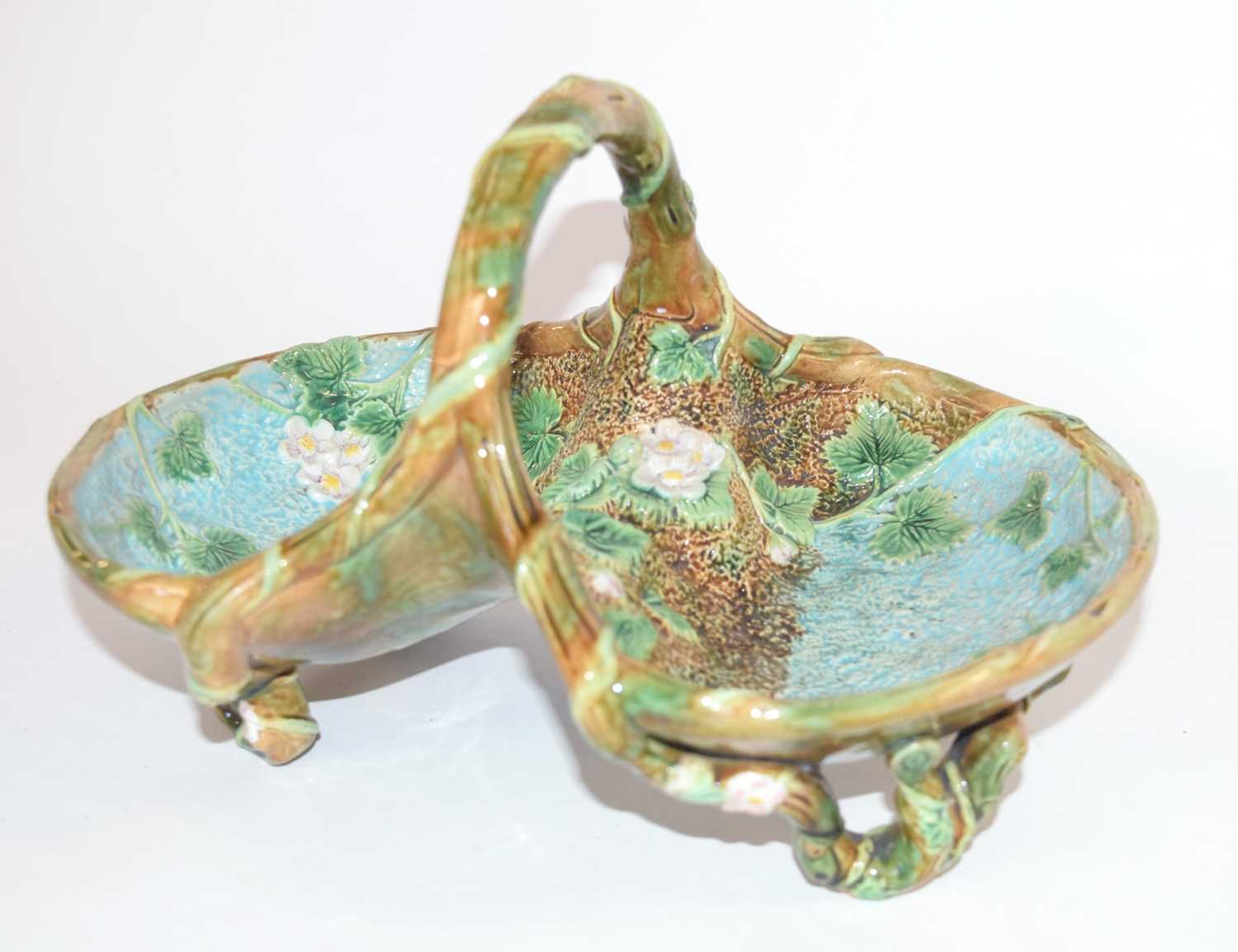 G Jones: Majolica Dish